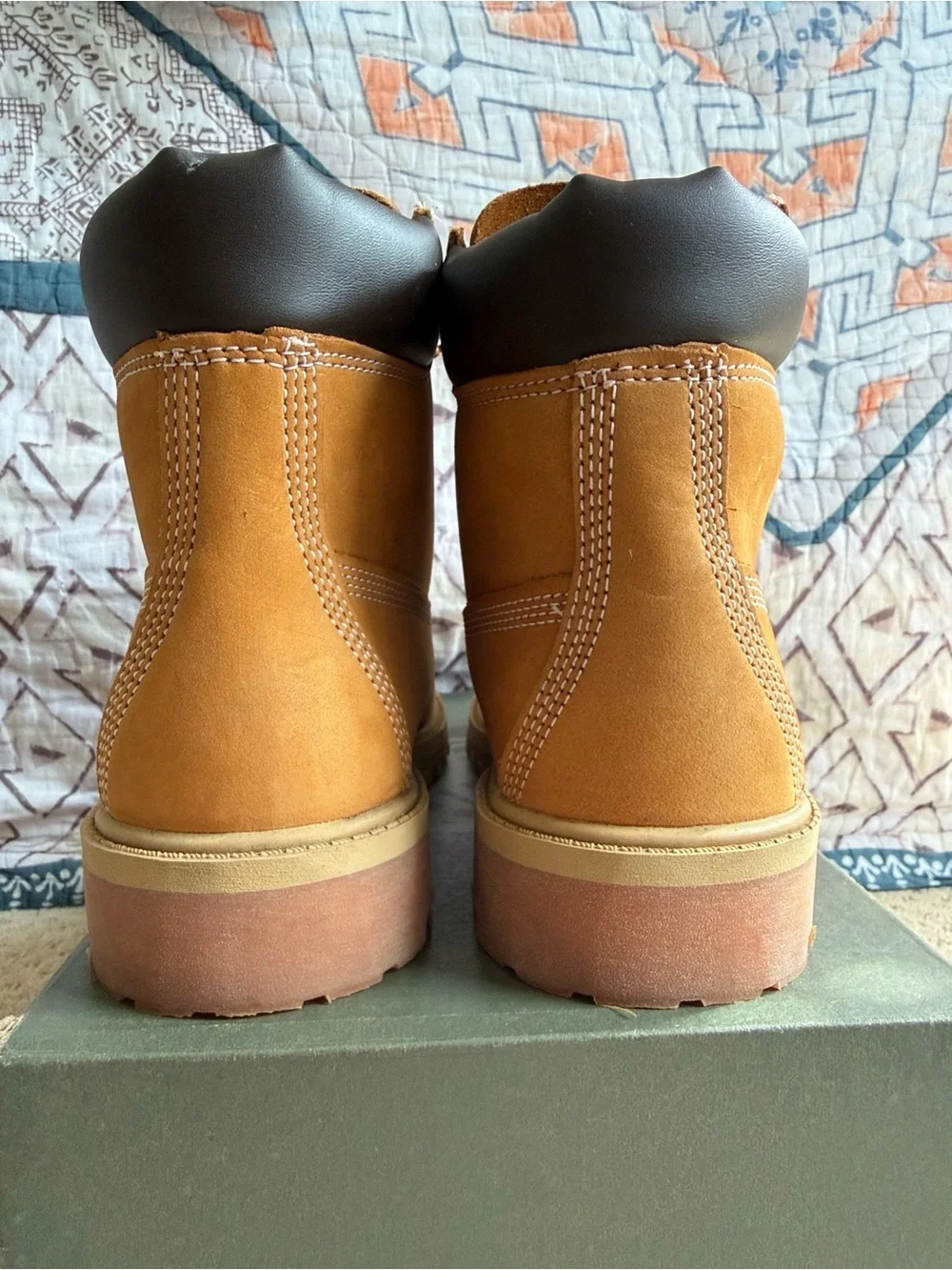 *EUC* Timberland Premium 6” Lace-Up Waterproof Boot, Wheat Nubuck, Sz 5M JR Unis